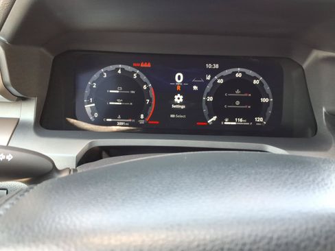Used 2024 Toyota Tacoma TRD Off-Road AWD/4WD image 16