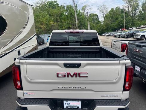 Used 2026 GMC Sierra 1500 Denali w/ Denali Reserve Package AWD/4WD image 5