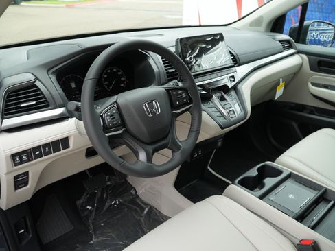 New 2026 Honda Odyssey EX-L image 15
