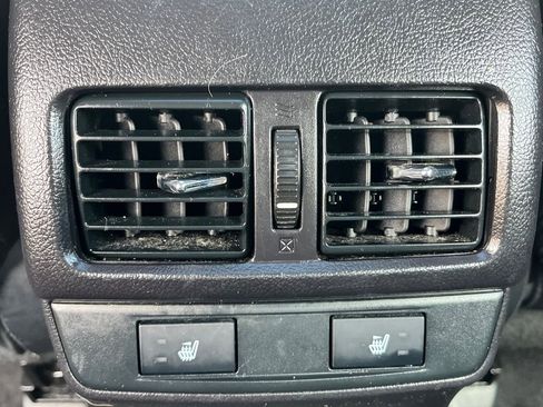 Used 2017 Subaru Legacy 2.5i Limited image 20