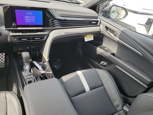 New 2026 Toyota Camry SE FWD image 28