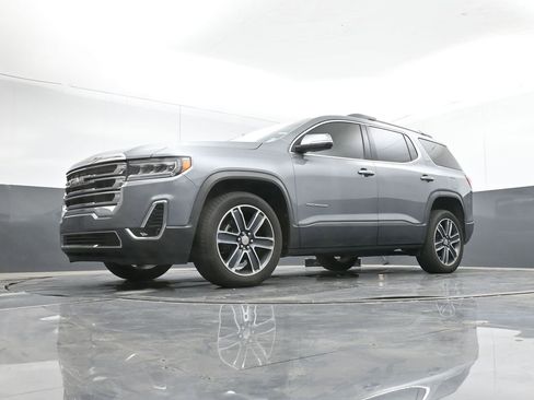 Used 2020 GMC Acadia SLT w/ Driver Alert Package II image 38