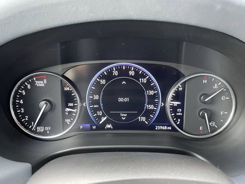 Used 2022 Buick Enclave Premium w/ Experience Buick Package image 7