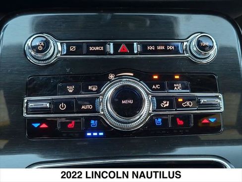 Certified 2022 Lincoln Nautilus Reserve FWD image 18