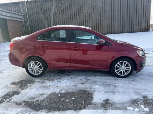 Used 2012 Chevrolet Sonic LT w/ Wheels and Fog Lamp Package image 4