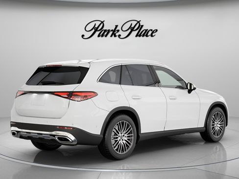 Used 2026 Mercedes-Benz GLC 300 image 21
