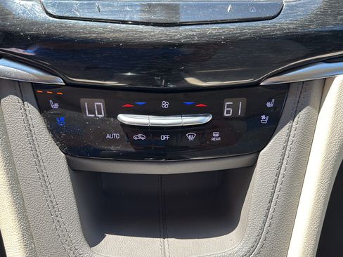 Certified 2023 Cadillac XT6 Premium Luxury w/ Technology Package AWD/4WD image 37