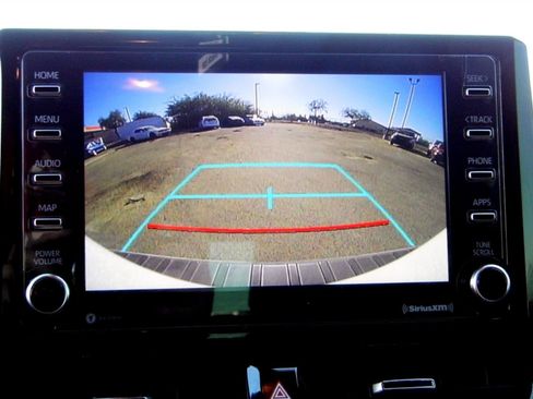 Used 2020 Toyota Corolla SE image 17