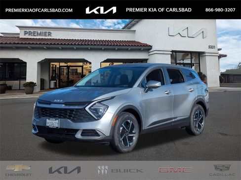 Certified 2025 Kia Sportage LX image 1