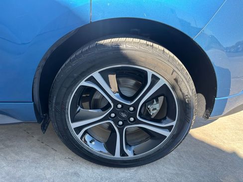 Used 2020 Ford Edge ST image 10