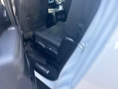Used 2022 Chevrolet Tahoe LT w/ Luxury Package RWD image 9