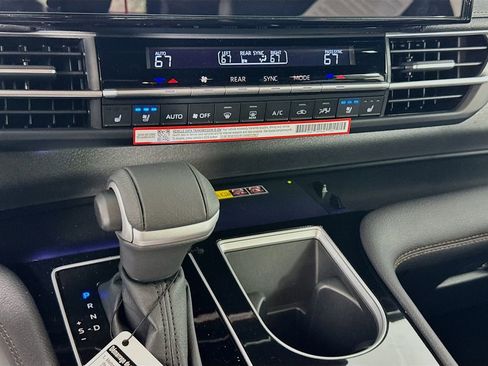 New 2026 Toyota Sienna Limited image 19