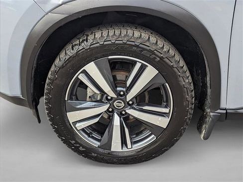 Used 2021 Nissan Rogue SL w/ Premium Package image 24