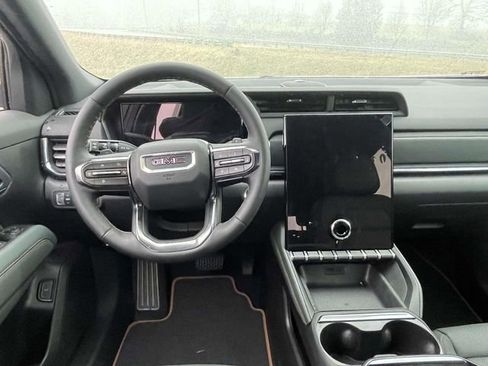 New 2026 GMC Terrain AT4 w/ Convenience Package III image 13