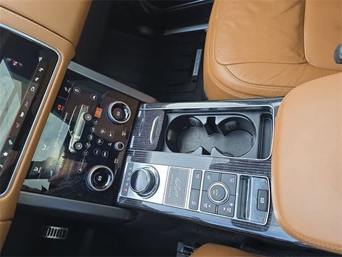 Used 2021 Land Rover Range Rover Autobiography Fifty Edition image 28