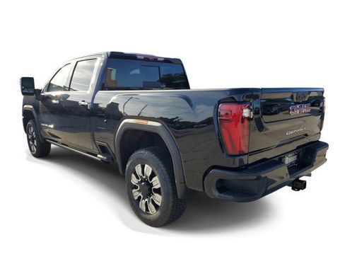 New 2026 GMC Sierra 3500 Denali w/ Denali Reserve Package AWD/4WD image 4
