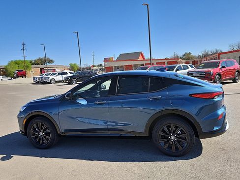 New 2026 Buick Envista Sport Touring image 2