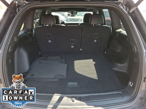 Used 2023 Jeep Grand Cherokee Altitude image 28