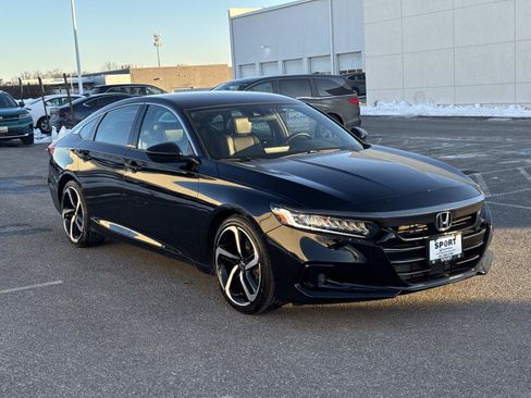 Certified 2022 Honda Accord Sport image 25