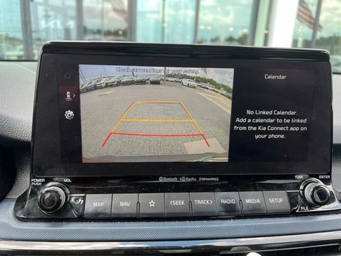 Used 2023 Kia Seltos S w/ Navigation Package FWD image 5