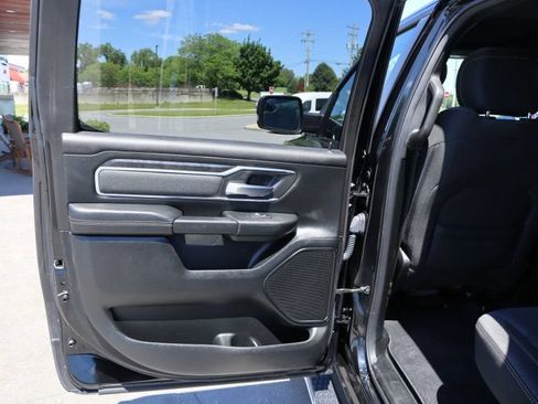 Used 2019 RAM 1500 Big Horn AWD/4WD image 17