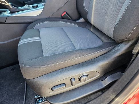 New 2025 Chevrolet Blazer LT w/ Convenience Package FWD image 10