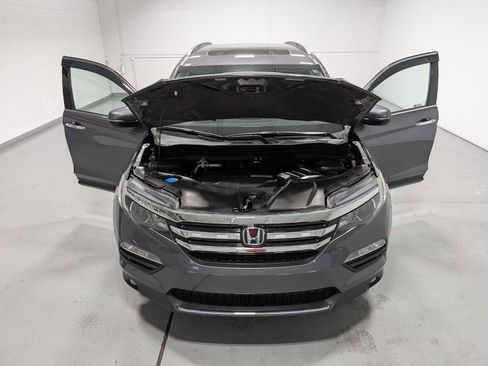 Used 2017 Honda Pilot Elite image 13