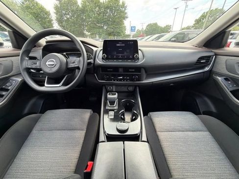 Used 2023 Nissan Rogue SV AWD/4WD image 27