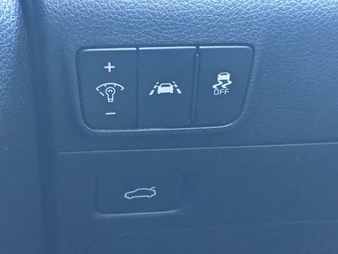 Used 2023 Kia K5 LXS image 17