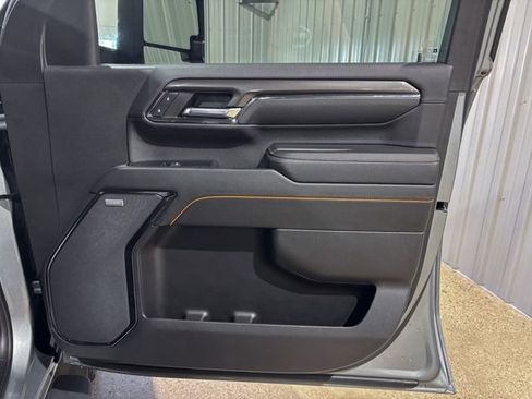 Used 2024 GMC Sierra 2500 AT4 w/ Technology Package AWD/4WD image 23