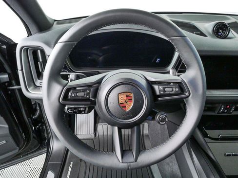 New 2026 Porsche Cayenne AWD/4WD image 9