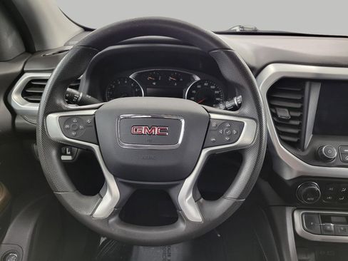 Certified 2023 GMC Acadia SLE w/ Driver Convenience Package image 5