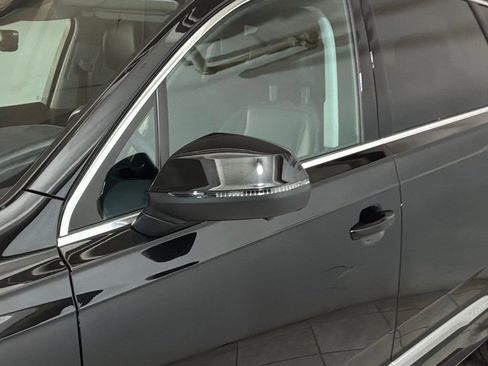 Used 2023 Audi Q7 2.0T Premium Plus w/ Premium Plus Package image 25