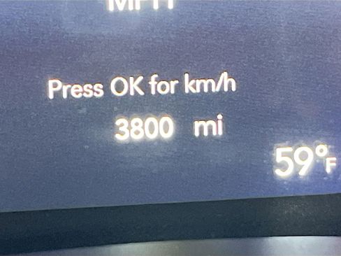 Used 2026 Chrysler Pacifica Select image 12