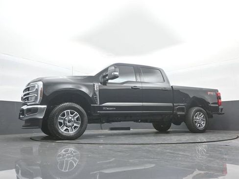 New 2026 Ford F250 Lariat w/ FX4 Off-Road Package image 29