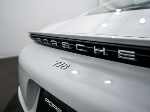 Certified 2018 Porsche 718 Cayman S RWD image 26