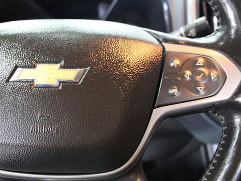 Used 2021 Chevrolet Colorado Z71 w/ Z71 Midnight Edition AWD/4WD image 19