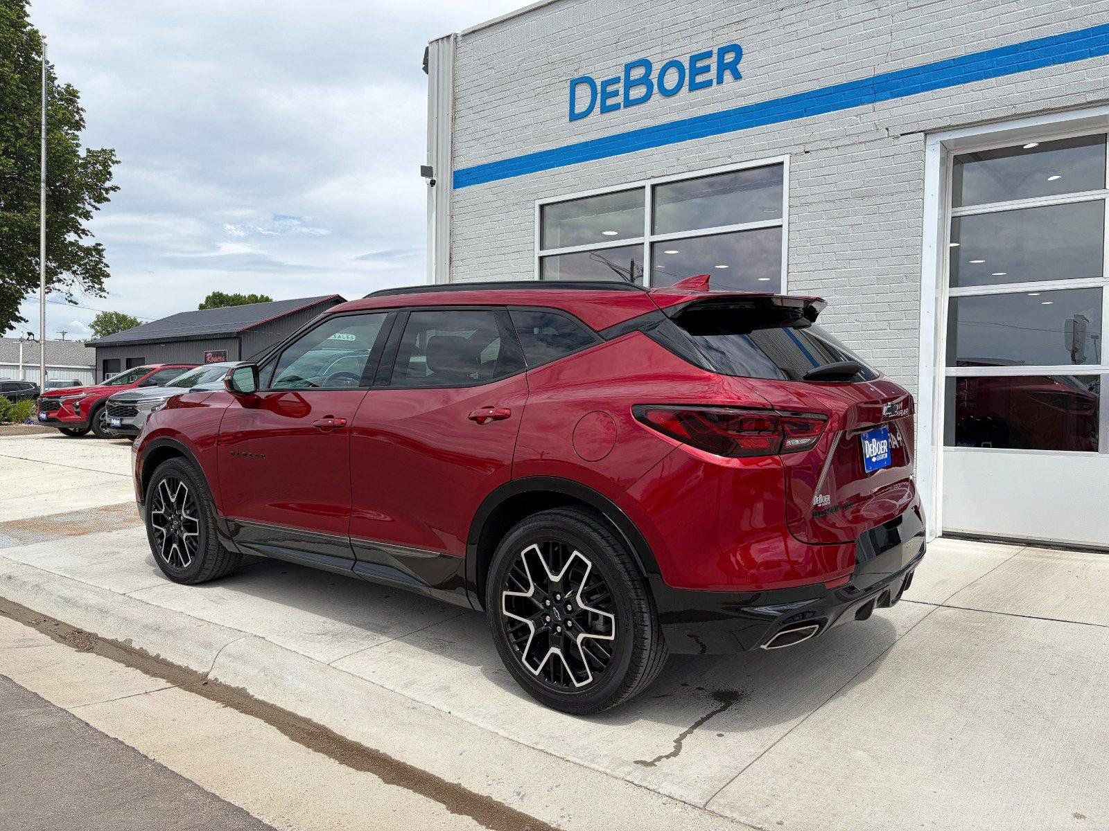 Used 2023 Chevrolet Blazer RS w/ Driver Confidence II Package AWD/4WD image 3