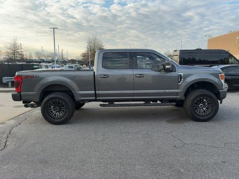 Used 2022 Ford F250 Lariat image 4