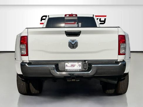 Used 2024 RAM 3500 Tradesman w/ Chrome Appearance Group image 6