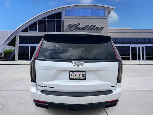 Used 2021 Cadillac Escalade ESV Sport w/ Driver Assist Tech Package RWD image 5