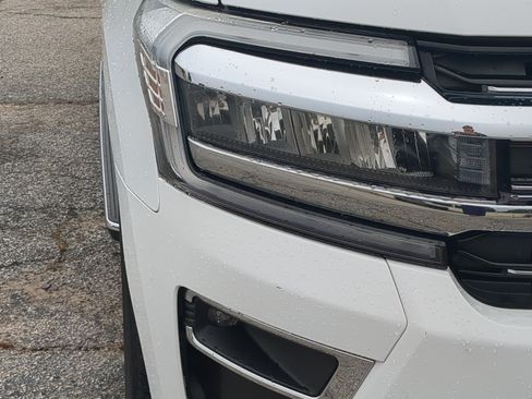 Certified 2022 Ford Expedition Limited AWD/4WD image 8