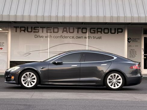 Used 2017 Tesla Model S 100D AWD/4WD image 6