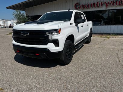 New 2024 Chevrolet Silverado 1500 LT Trail Boss w/ LPO, Dark Essentials Package