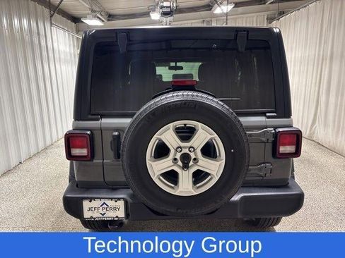 Used 2022 Jeep Wrangler Unlimited Sport S image 5