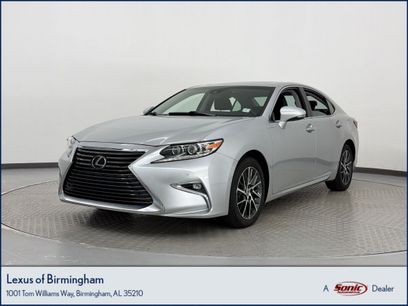 Used 2017 Lexus ES 350 w/ Luxury Package