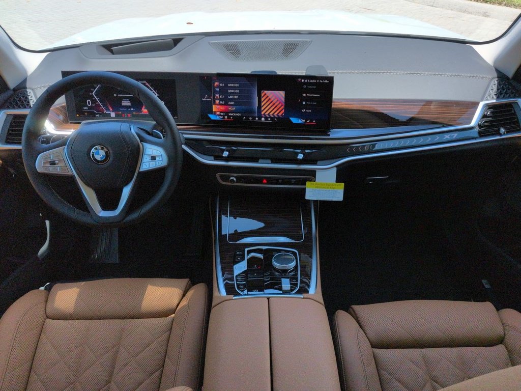 New 2027 BMW X7 xDrive40i AWD/4WD image 15