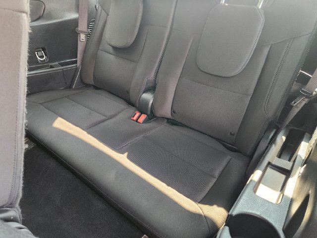 Used 2023 Ford Explorer XLT RWD image 30