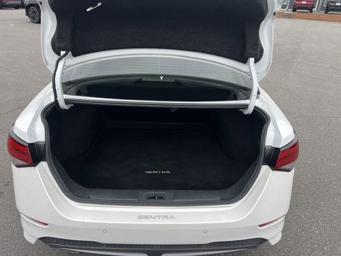 Certified 2021 Nissan Sentra SR image 15