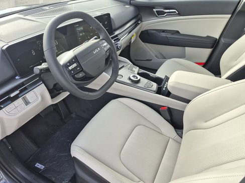 New 2026 Kia Sportage EX image 10